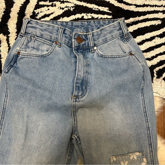 Wrangler Billabong Flare Jeans with Patchwork Size 26 - Picture 9 of 9